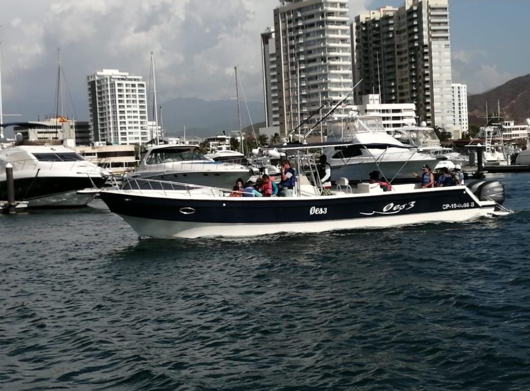 Boat Rental Santa Marta | 20 people