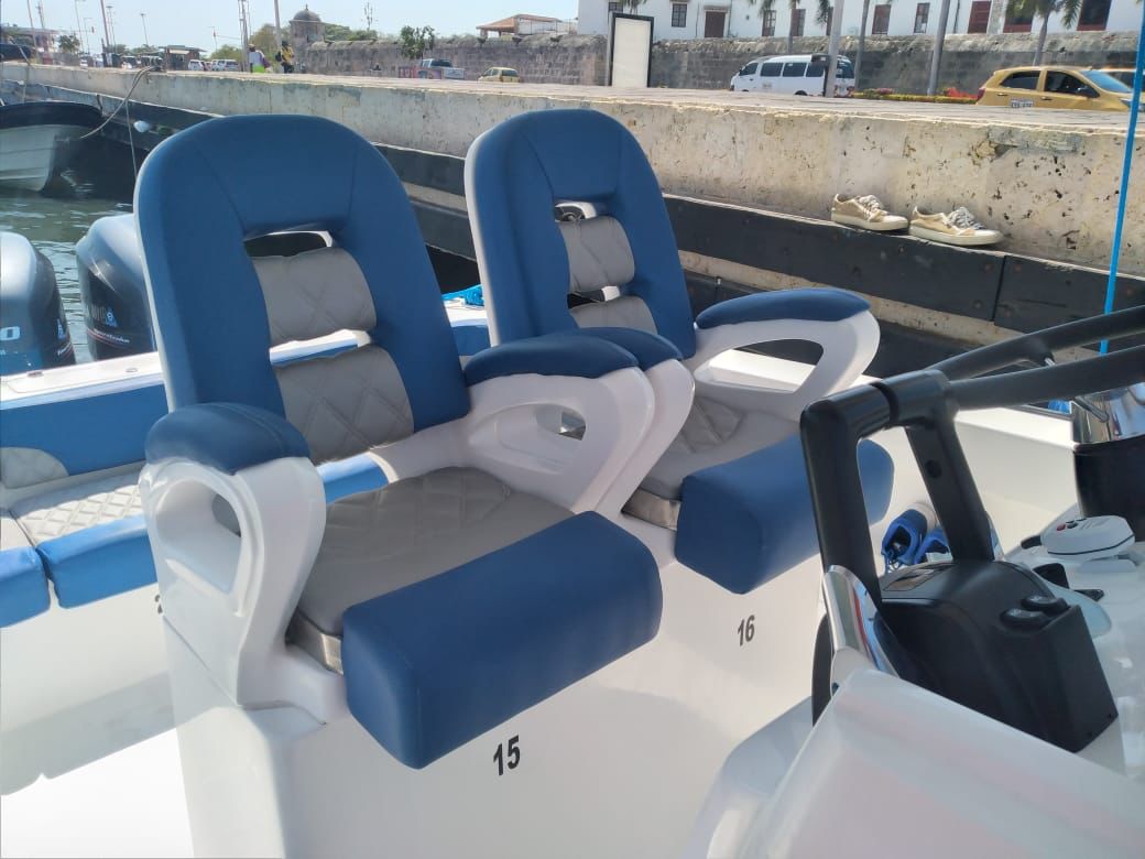Boat Rental Cartagena 34FT | 14 People