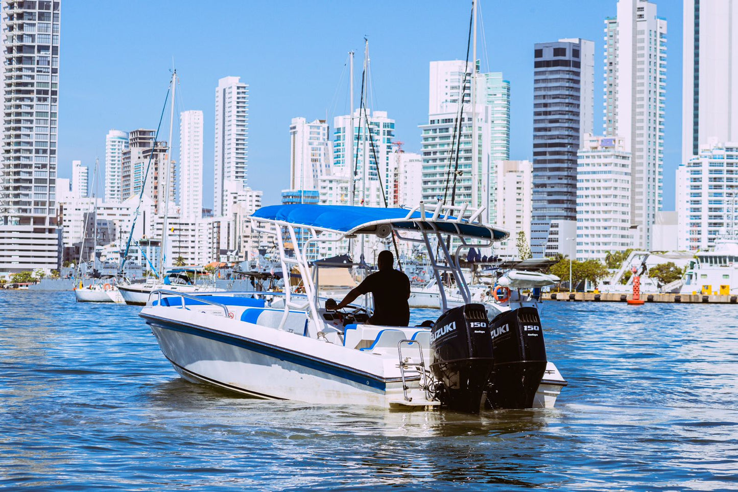 Boat Rental Cartagena 30FT | 10 People