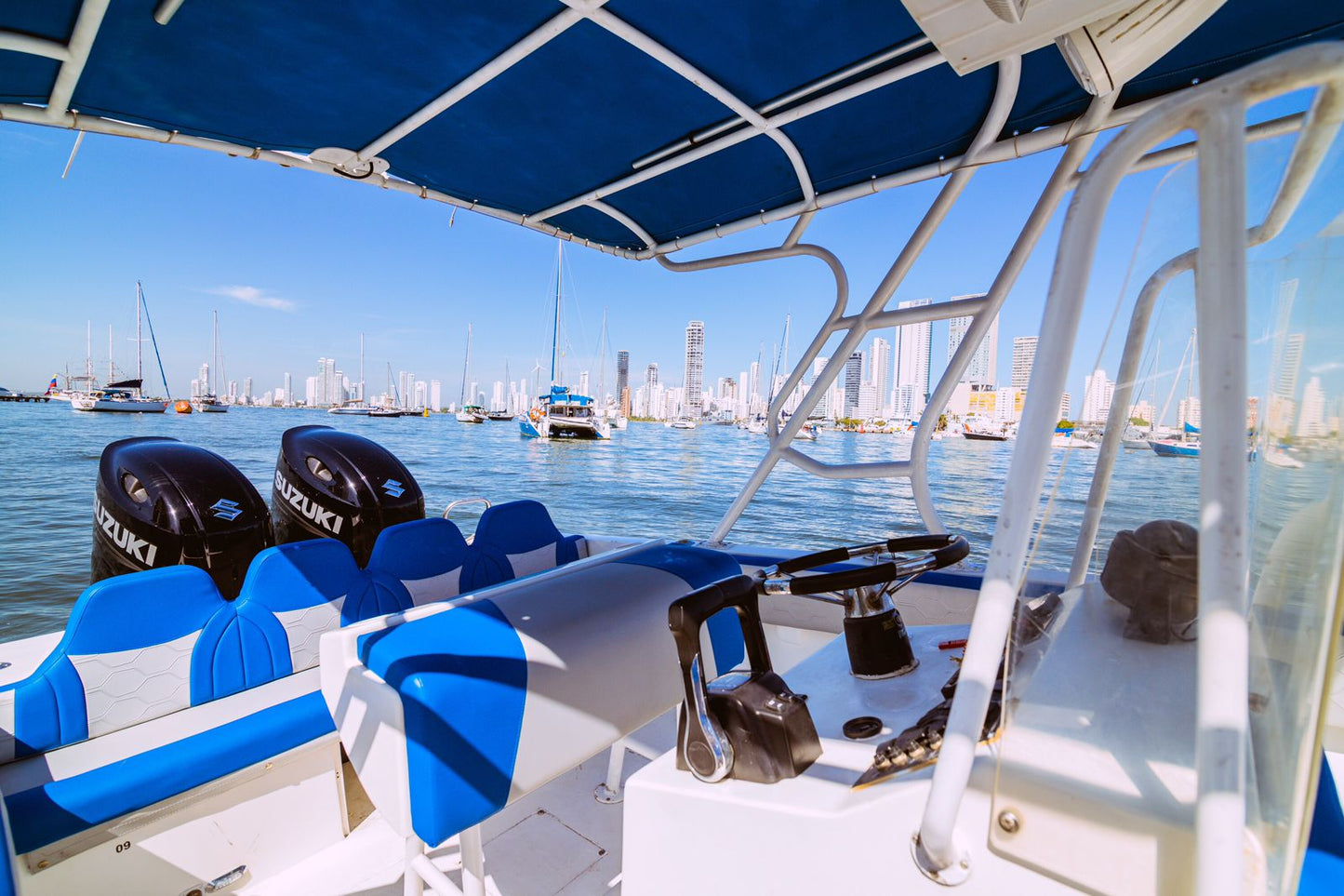Boat Rental Cartagena 30FT | 10 People