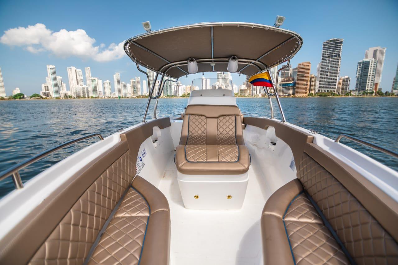 Boat Rental Cartagena 29 FT | 10 People