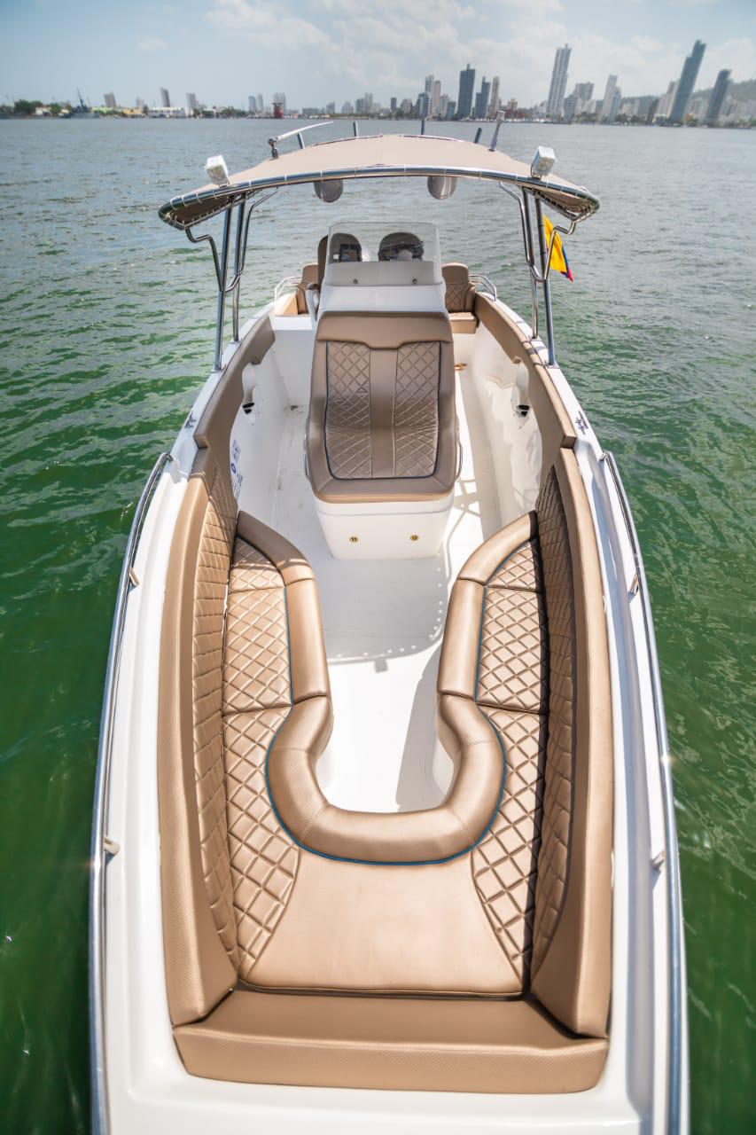 Boat Rental Cartagena 29 FT | 10 People