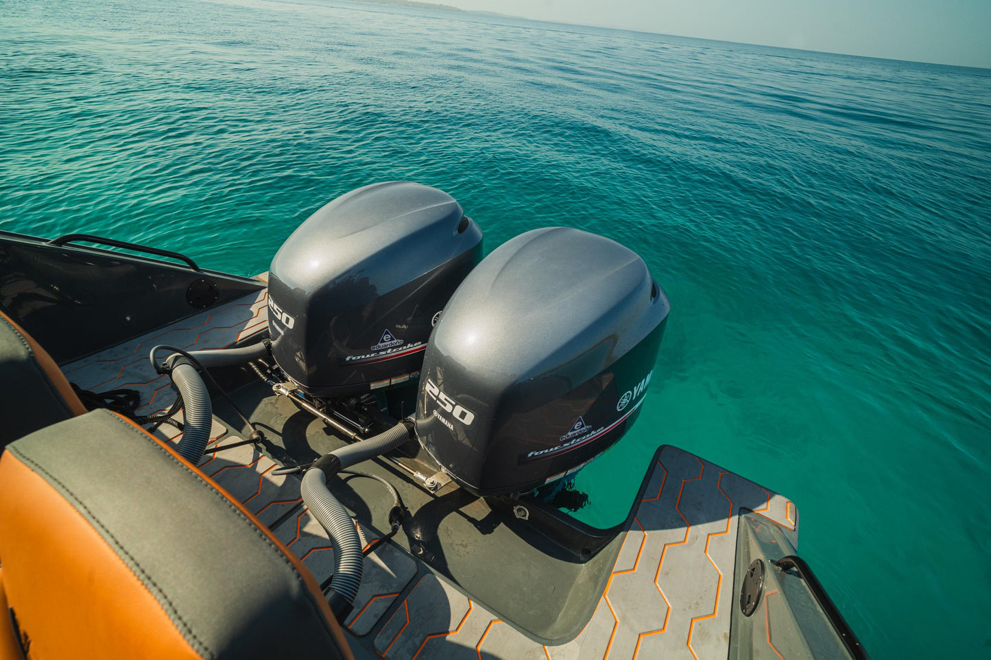Boat Rental Cartagena 32FT | 15 people
