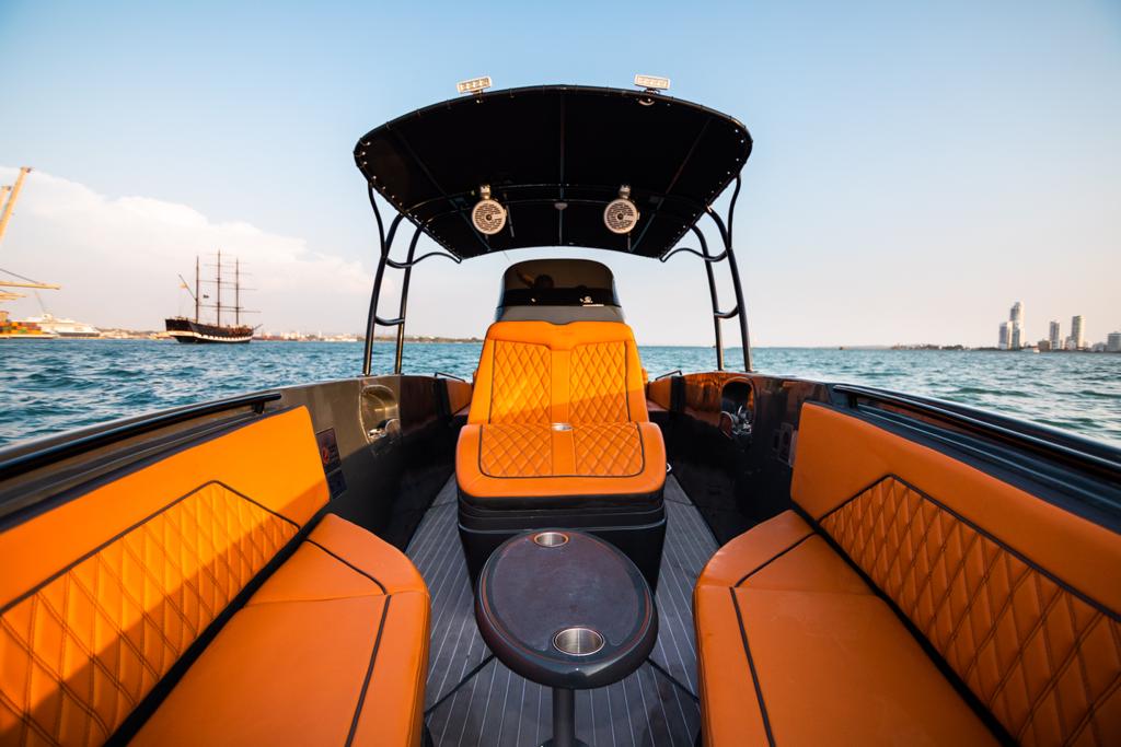 Boat Rental Cartagena 29FT | 12 persons