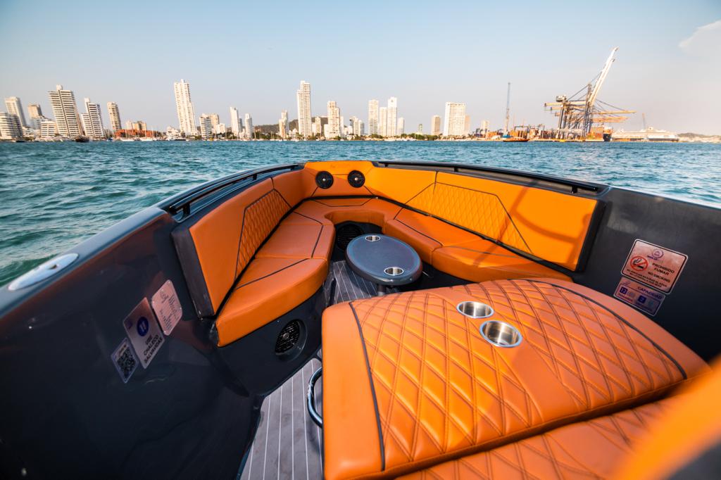 Boat Rental Cartagena 29FT | 12 persons