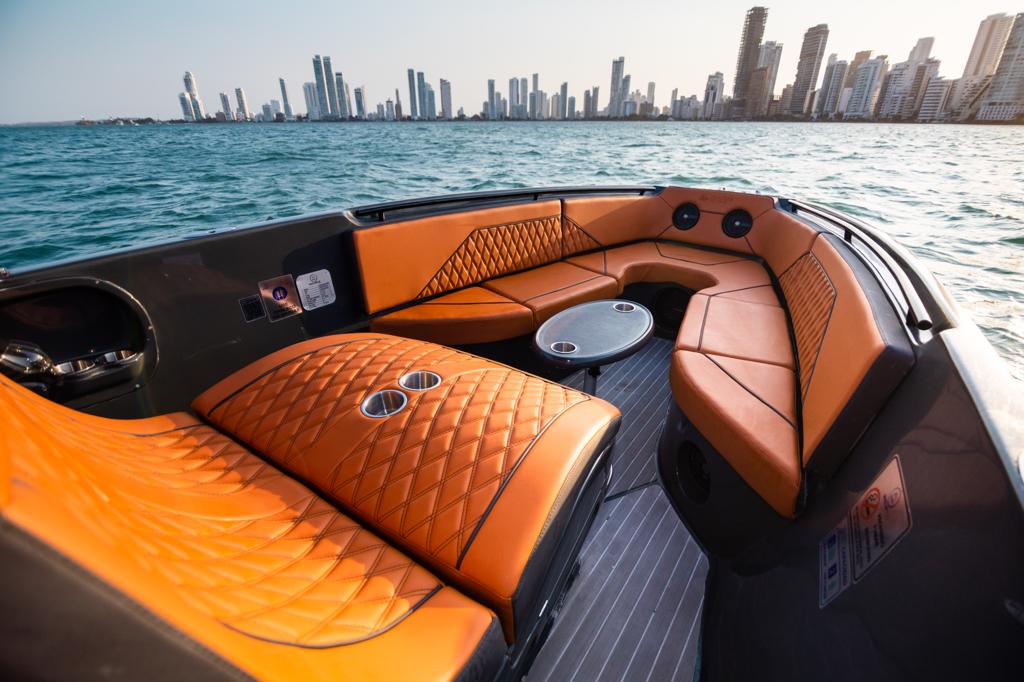 Boat Rental Cartagena 29FT | 12 persons