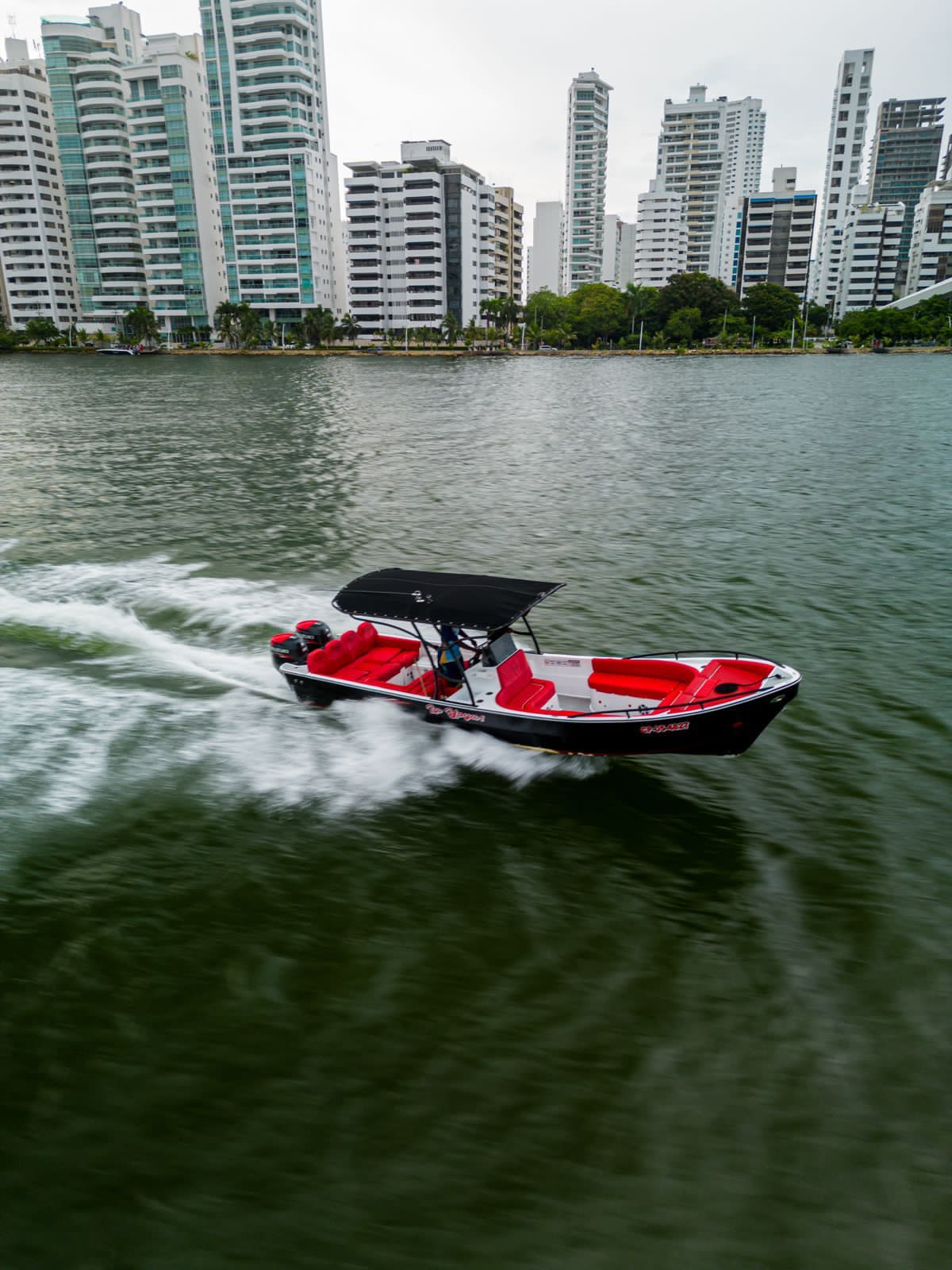 Boat Rental Cartagena 27FT | 8 people