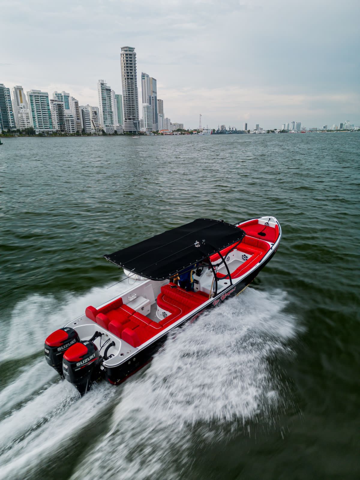 Boat Rental Cartagena 27FT | 8 people