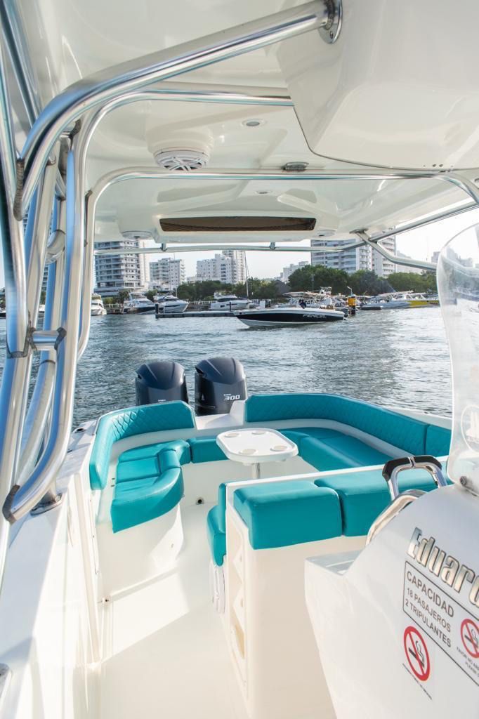 Boat Rental Cartagena 38FT | 16 People