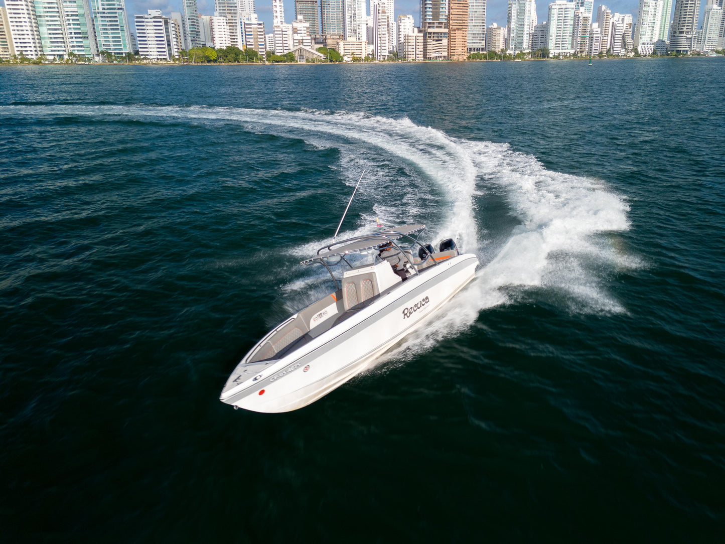 Boat Rental Cartagena 32FT | 10 People