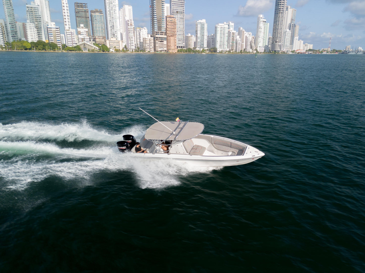 Boat Rental Cartagena 32FT | 10 People