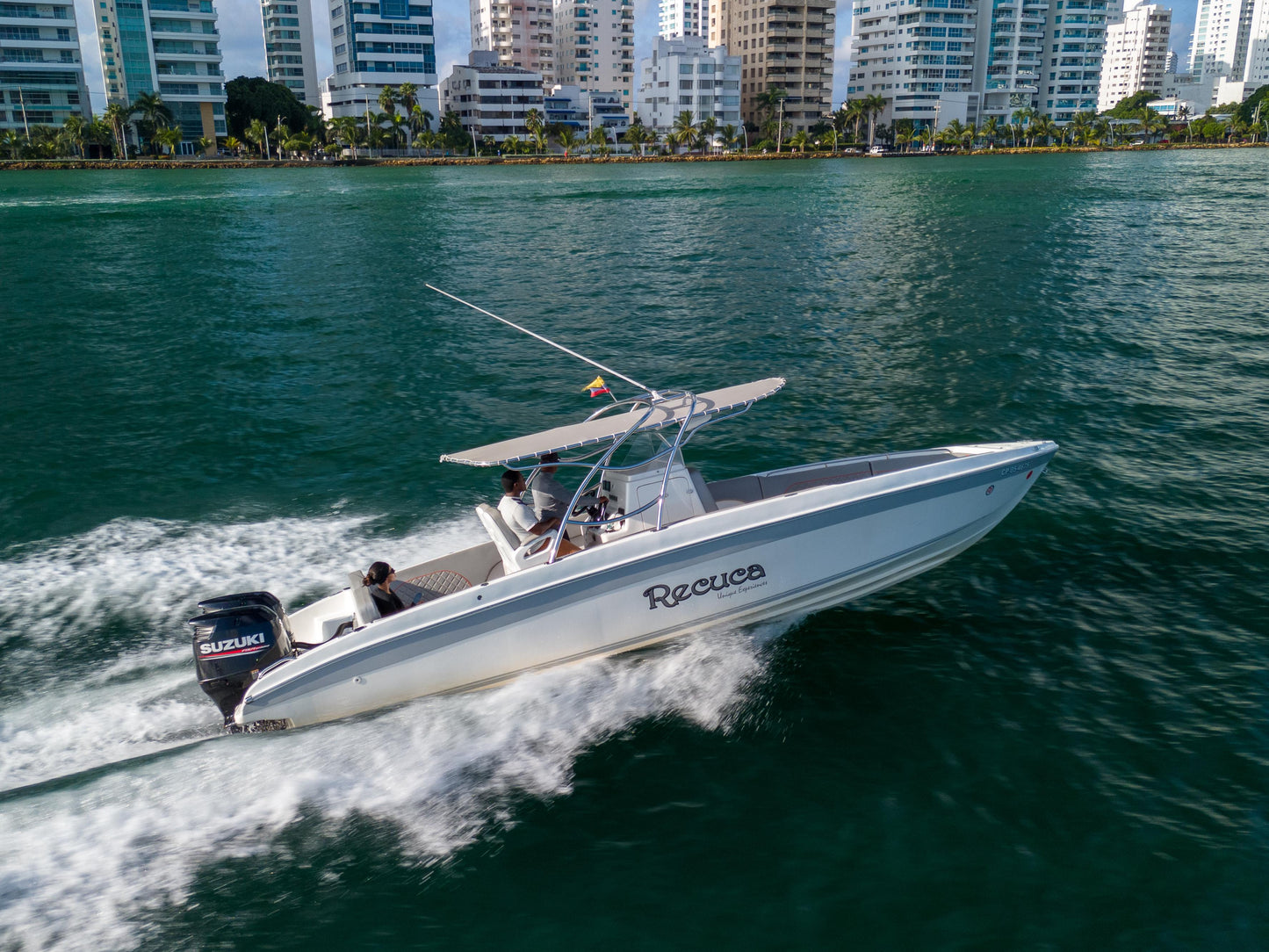 Boat Rental Cartagena 32FT | 10 People