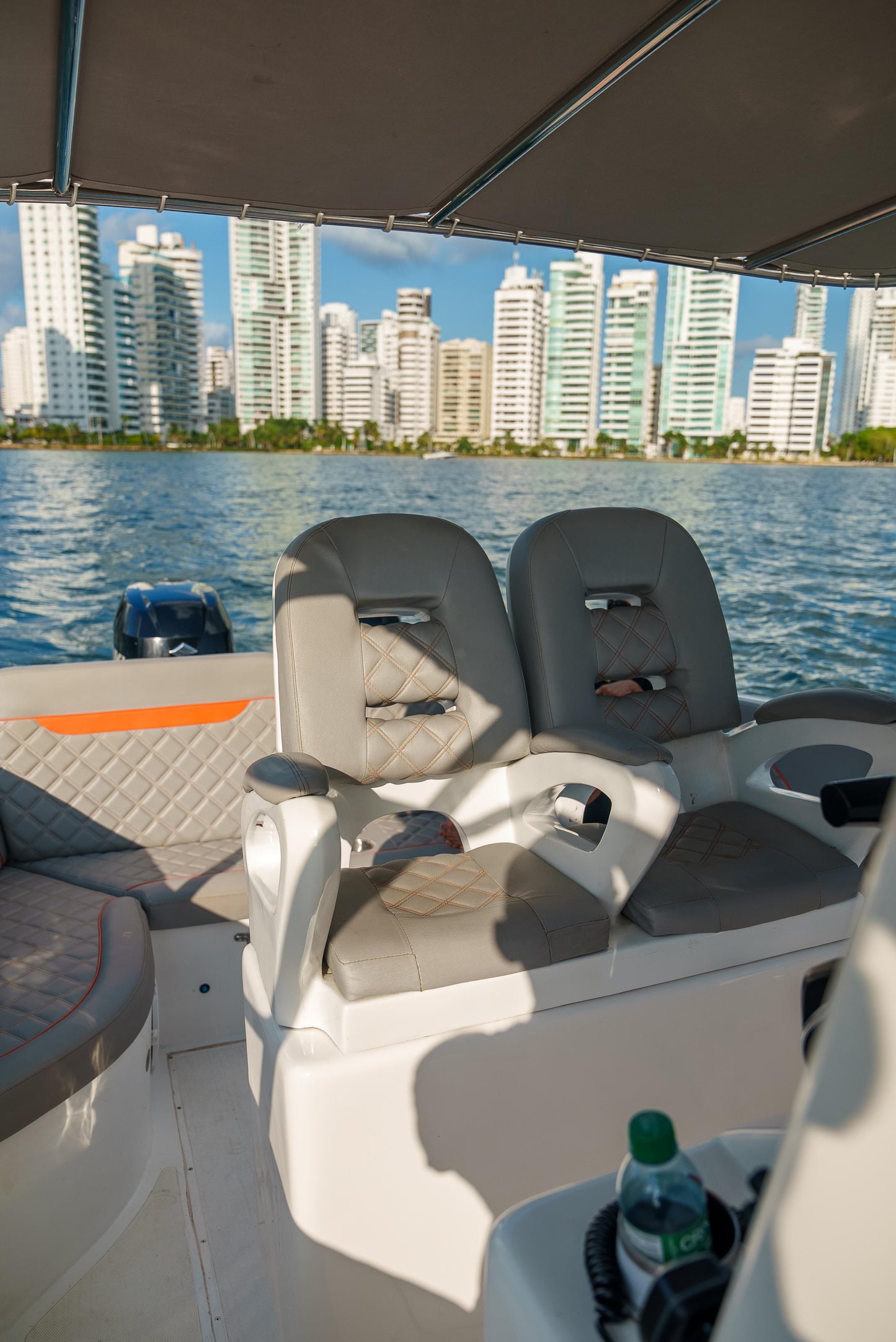 Boat Rental Cartagena 32FT | 10 People