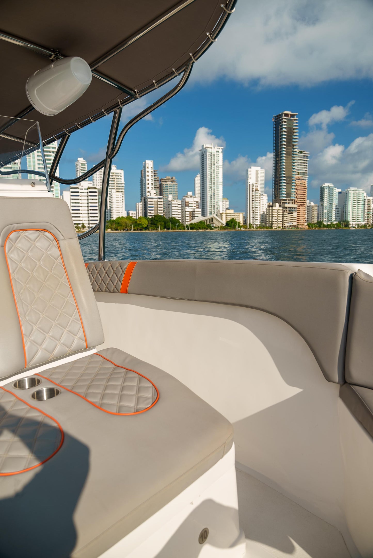 Boat Rental Cartagena 32FT | 10 People