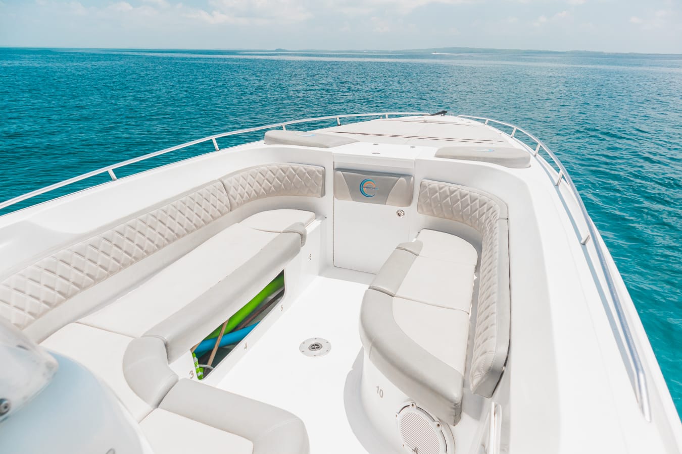 Boat Rental Cartagena 38FT | 18 People