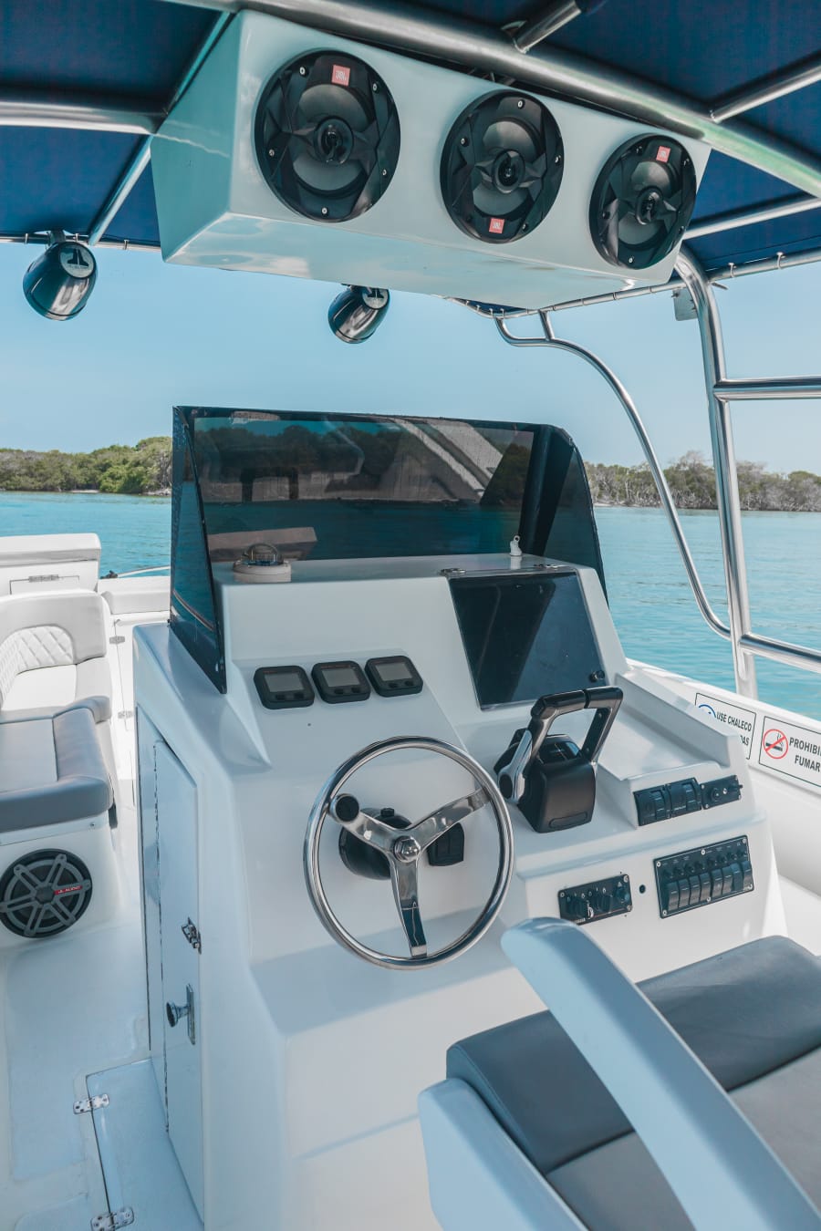 Boat Rental Cartagena 33FT | 12 persons