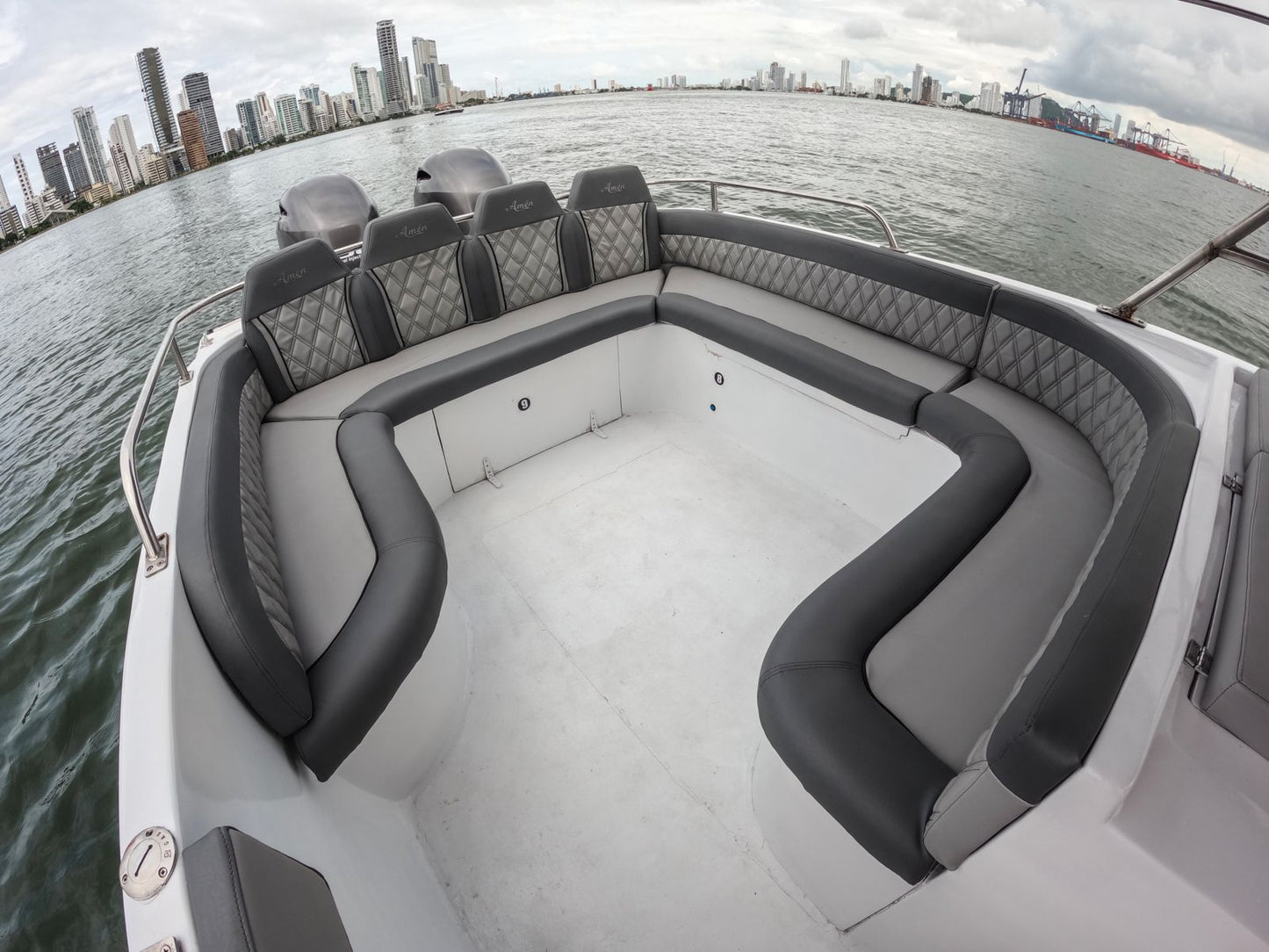 Boat Rental Cartagena 29FT | 10 People