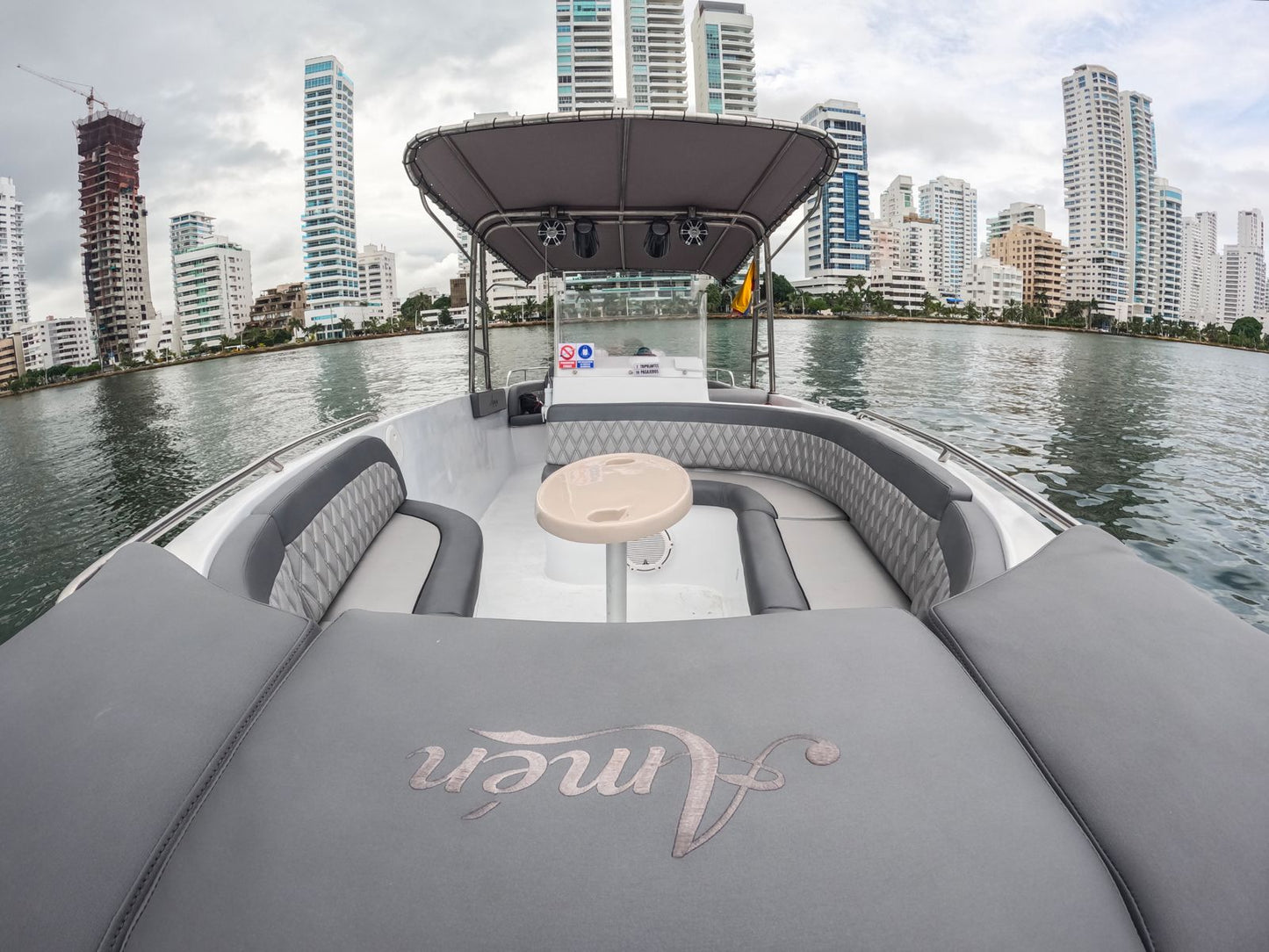 Boat Rental Cartagena 29FT | 10 People