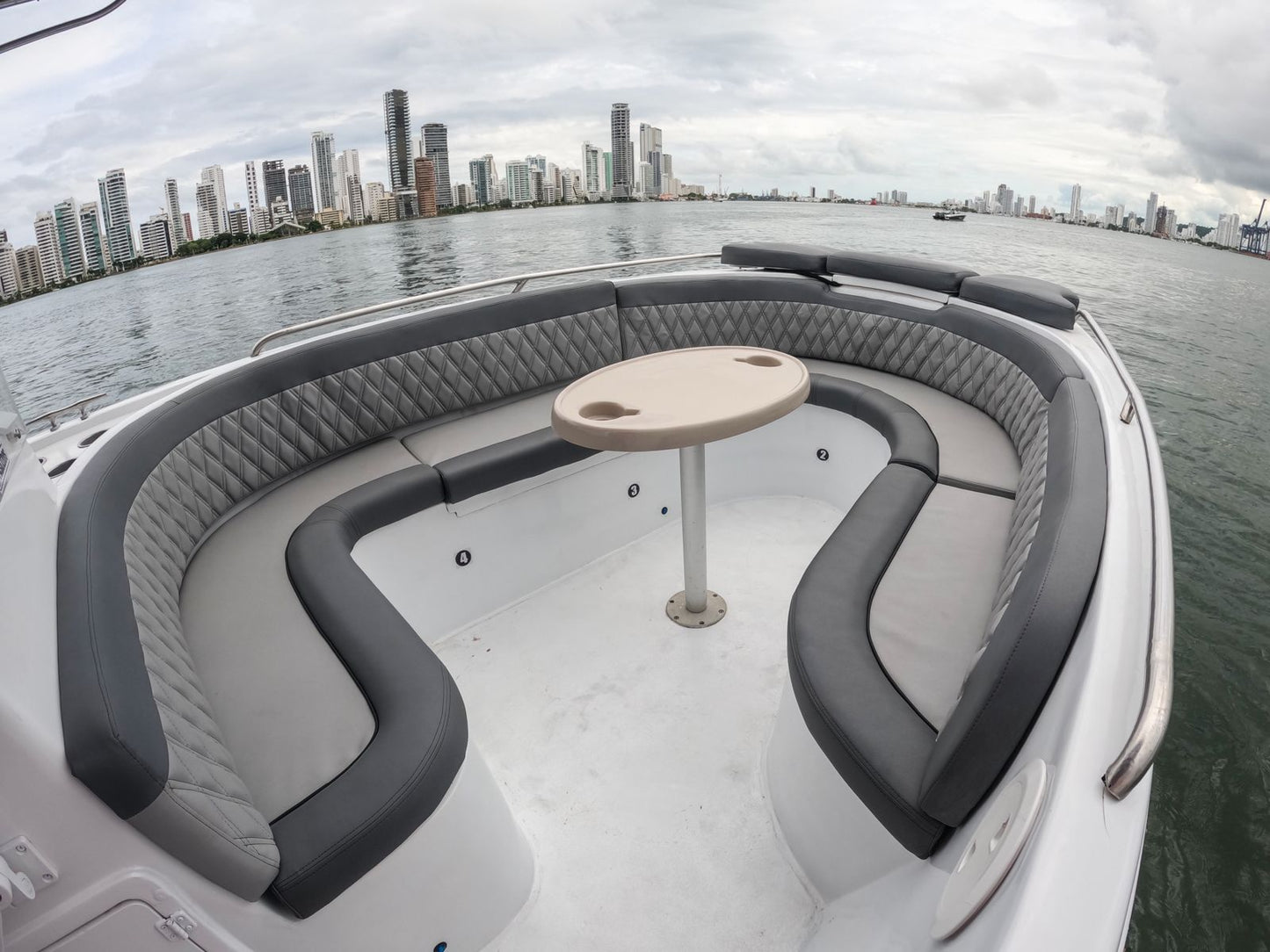 Boat Rental Cartagena 29FT | 10 People