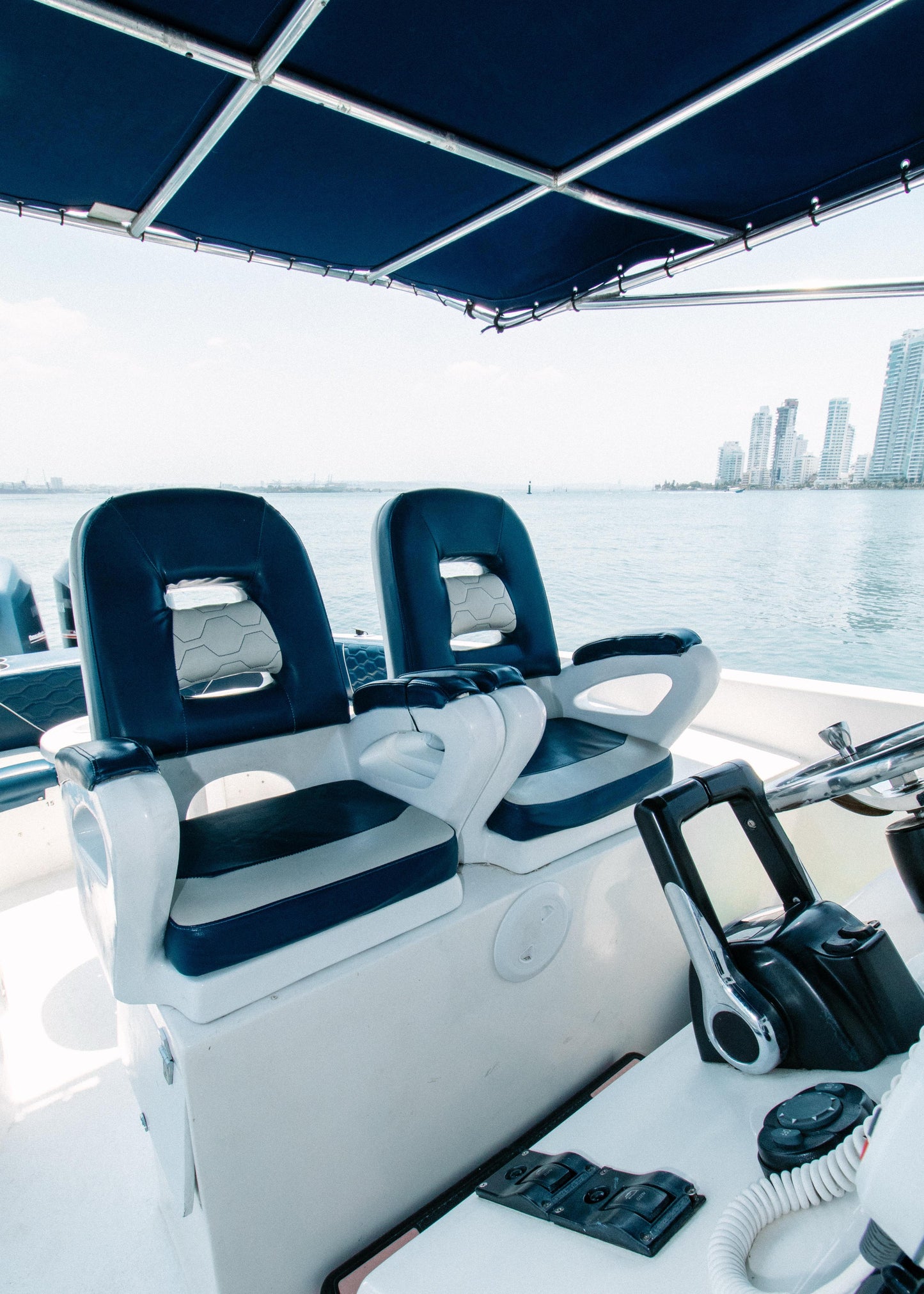 Boat Rental Cartagena 32FT | 15 people