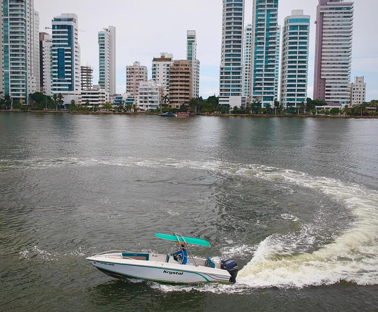 Boat Rental Cartagena 27FT | 7 People