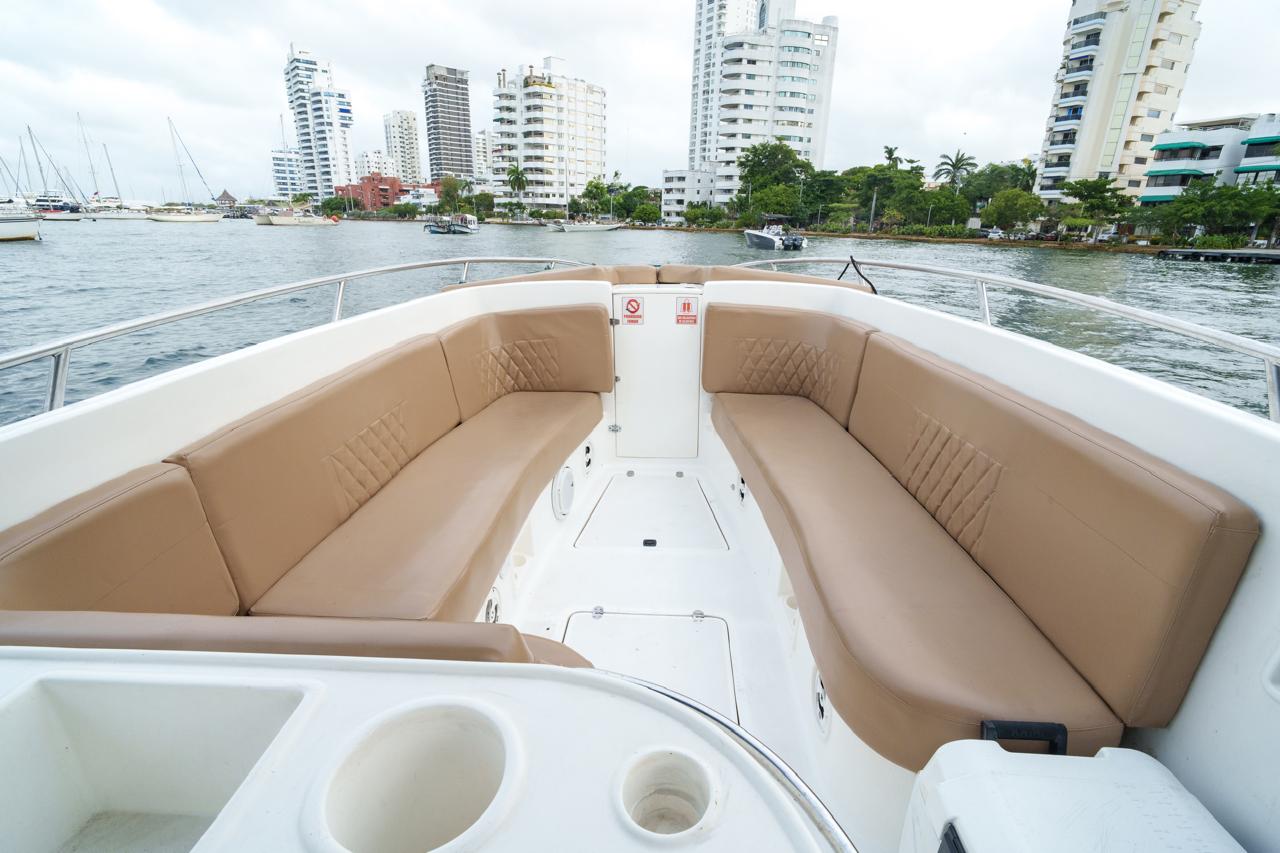 Lancha Alquiler Cartagena 42FT | 20 Personas