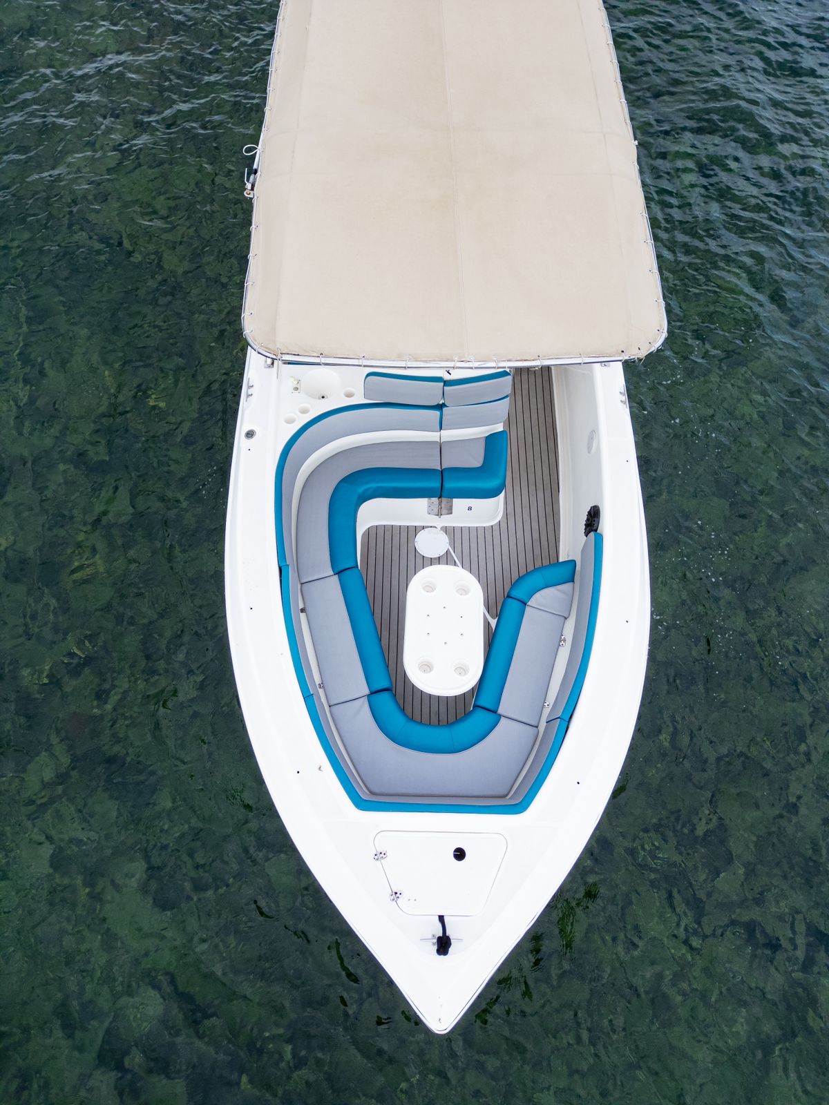 Lancha Rápida en venta Colombia 29FT - 10 Personas