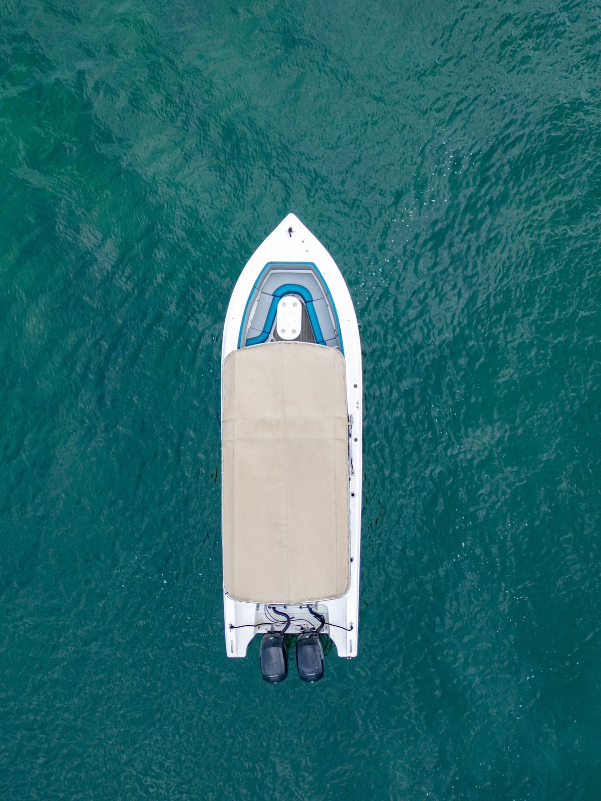 Lancha Rápida en venta Colombia 29FT - 10 Personas