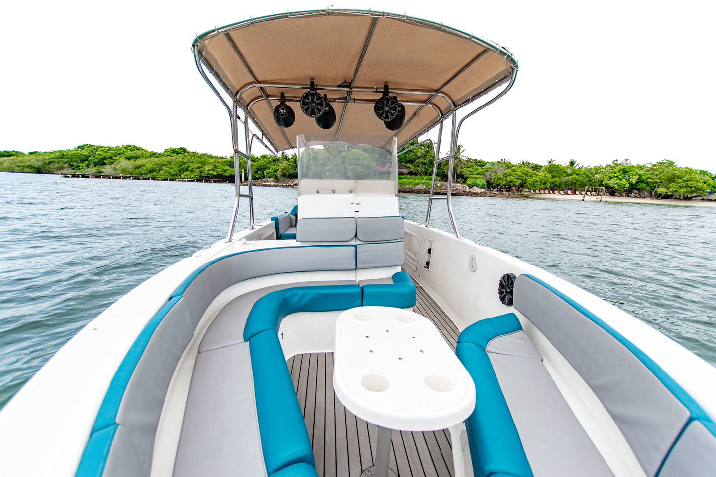 Lancha Rápida en venta Colombia 29FT - 10 Personas