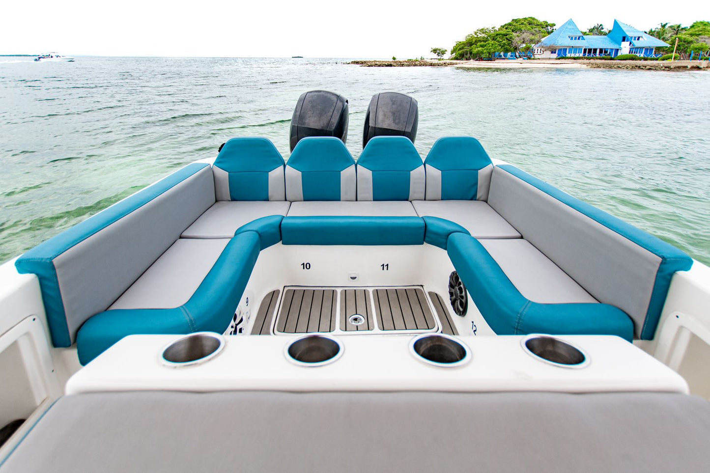 Lancha Rápida en venta Colombia 29FT - 10 Personas