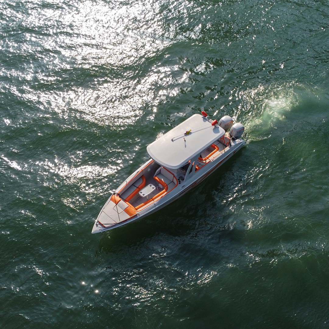 Lancha Rápida en venta Colombia 30FT - 10 Personas