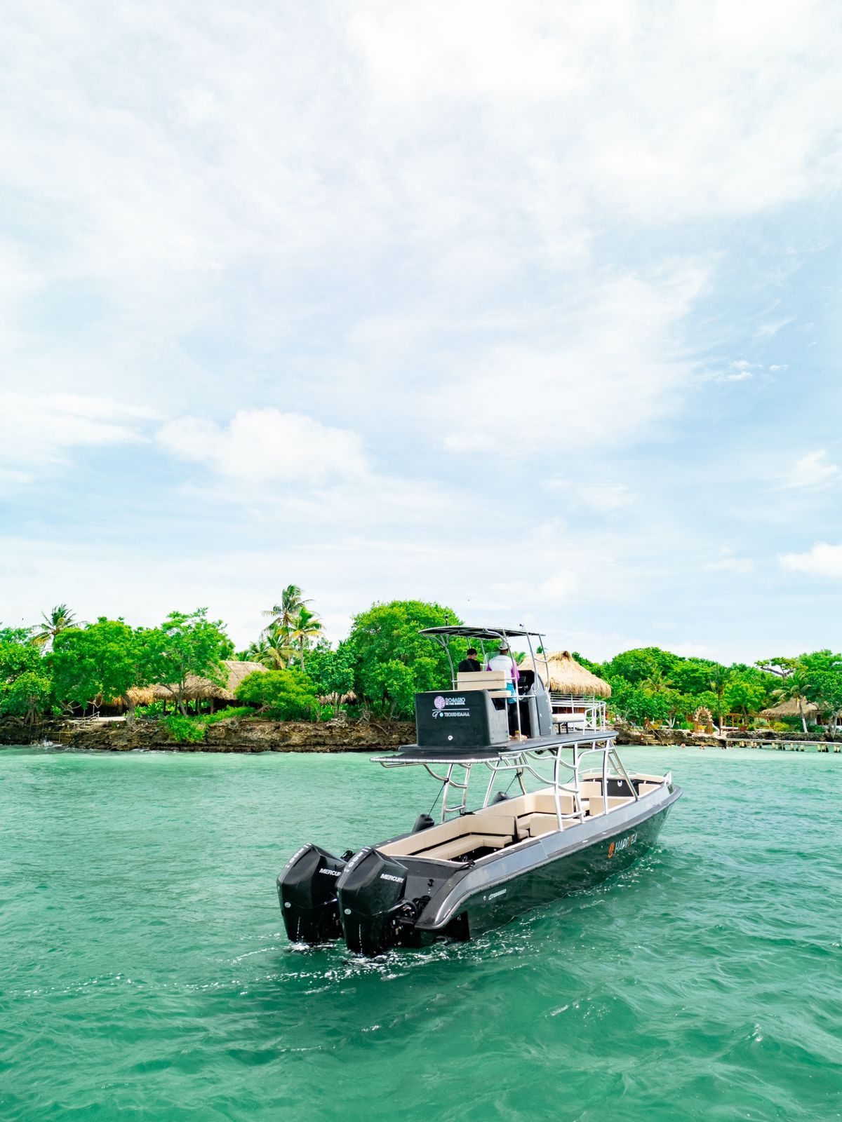 Boat Rental Cartagena 32FT | 40 People