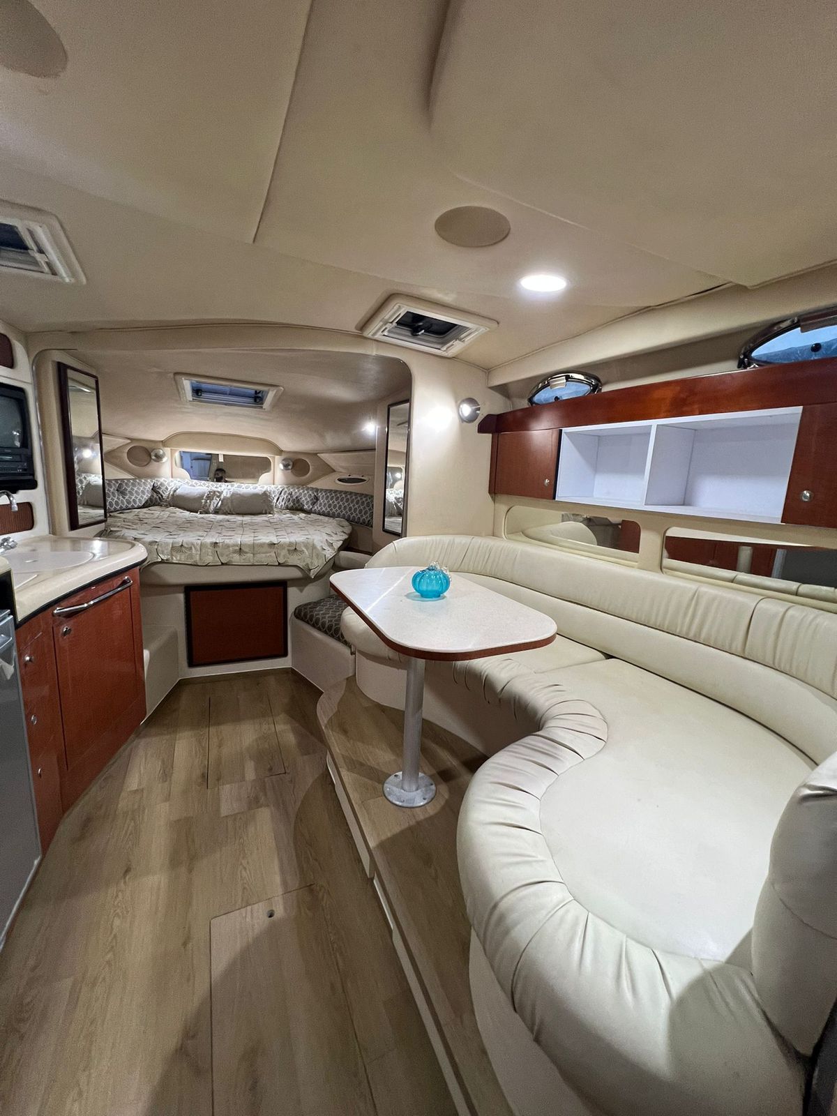 Yate Alquiler Cartagena 34 FT | 10 Personas