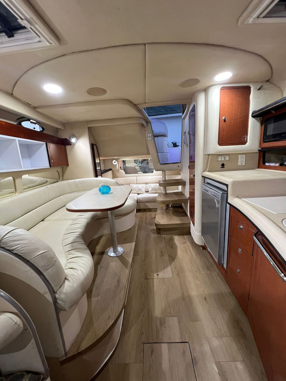 Yate Alquiler Cartagena 34 FT | 10 Personas
