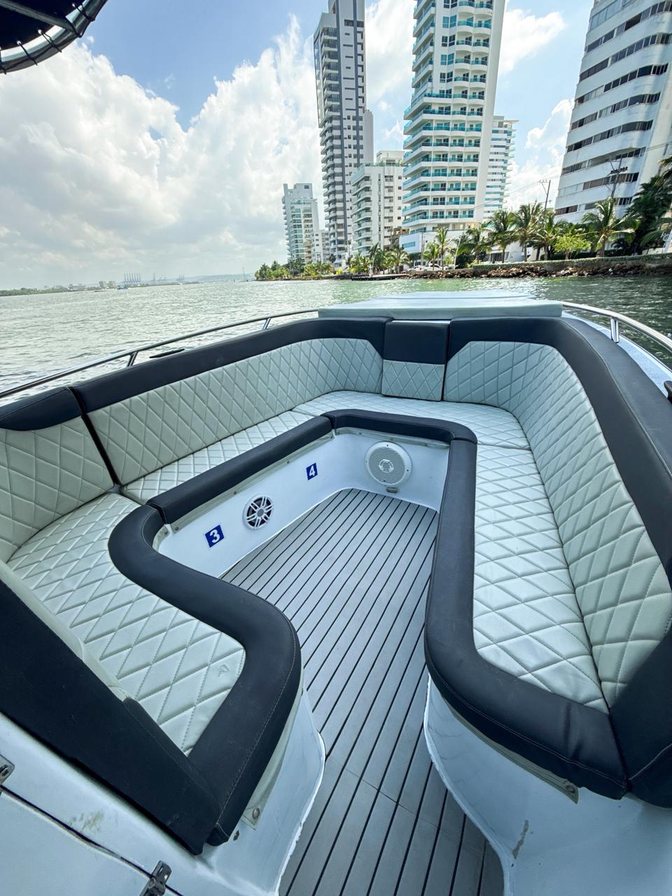 Lancha Alquiler Cartagena 30FT | 10 Personas