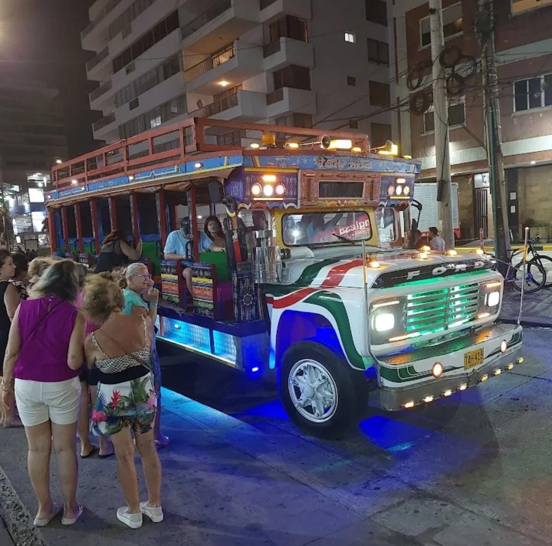 Party in Chiva