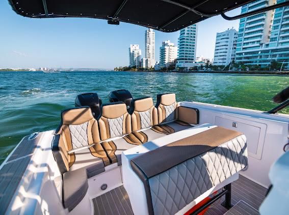 Boat Rental Cartagena 32FT | 12 persons