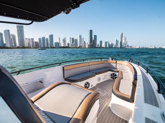 Boat Rental Cartagena 32FT | 12 persons