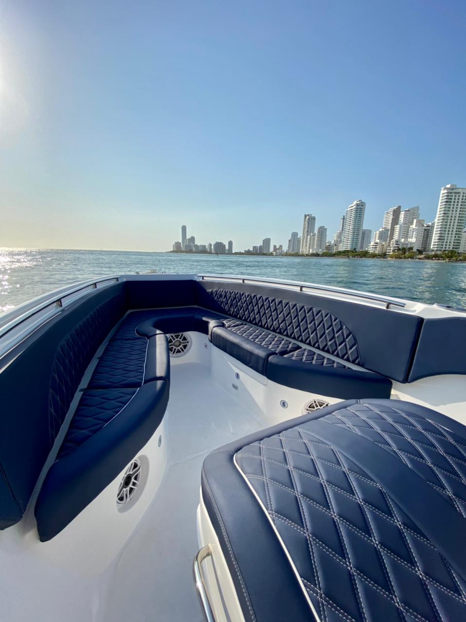 Boat Rental Cartagena 30FT | 10 People