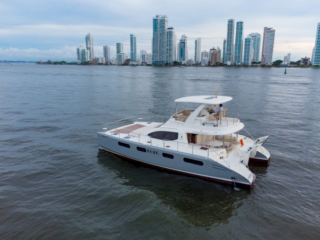 Catamarán Alquiler Cartagena | 35 Personas