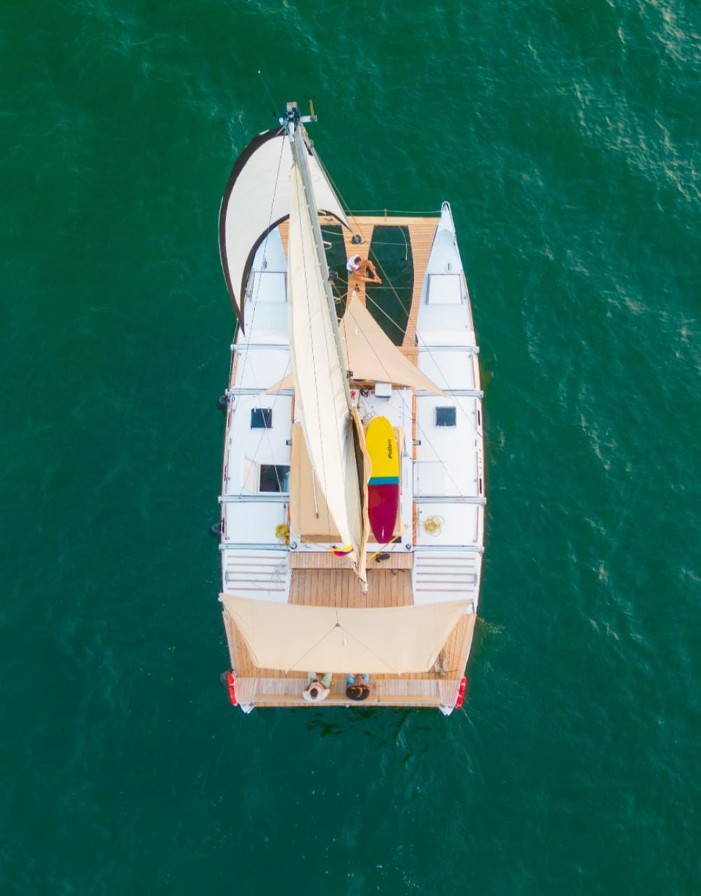 Catamarán Alquiler Cartagena | Capacidad 25 Personas