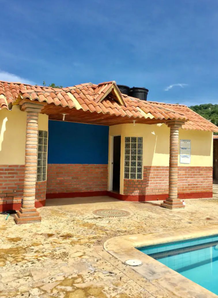 Cabaña Alquiler Santa Marta - Sector Pozos Colorados📍50 Personas