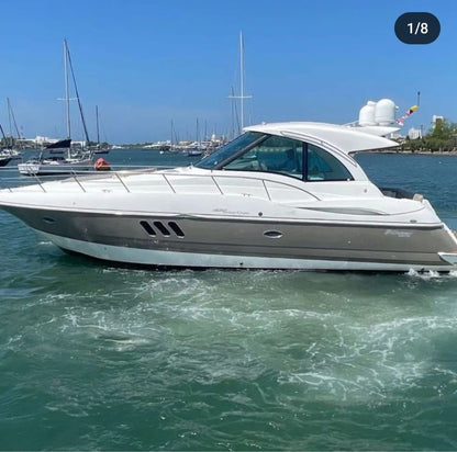 Yate Alquiler Cartagena 42FT | 10 Personas