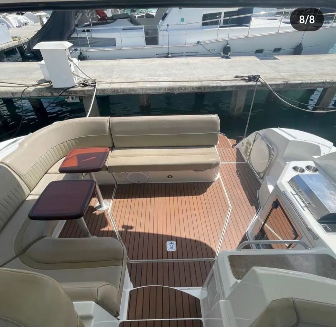 Yate Alquiler Cartagena 42FT | 10 Personas