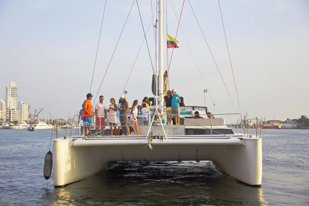 Catamaran Alquiler Cartagena | 56 Personas