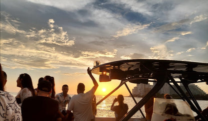 Tour Bahía Atardecer Bote Compartido - 3 Horas Barra Libre