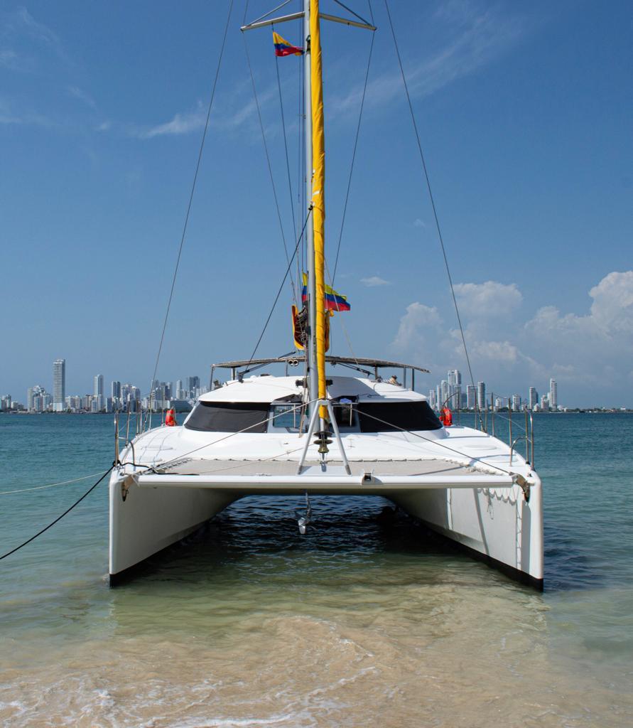 Catamaran Alquiler Cartagena | 25 Personas