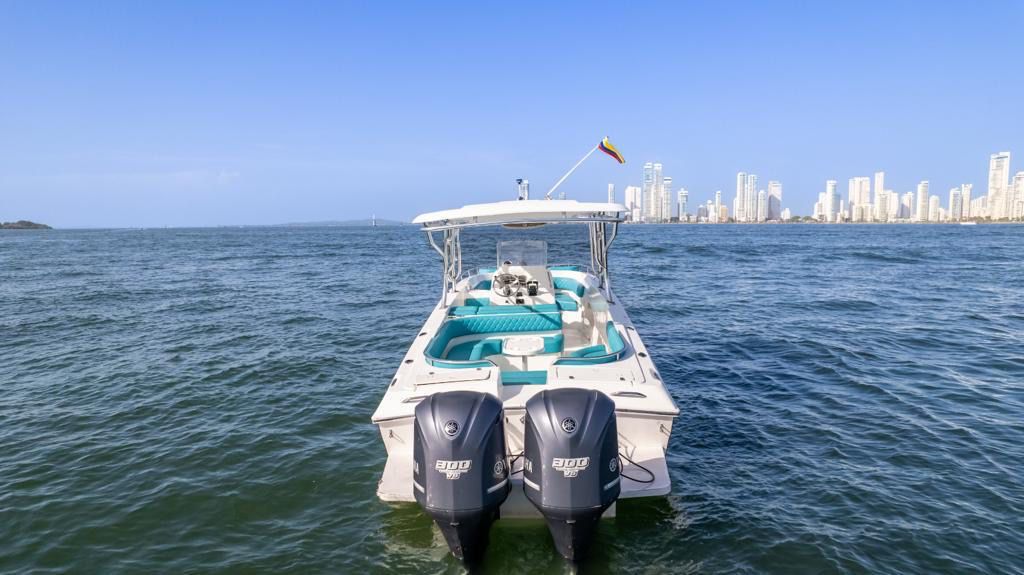 Lancha Alquiler Cartagena 38FT | 16 Personas