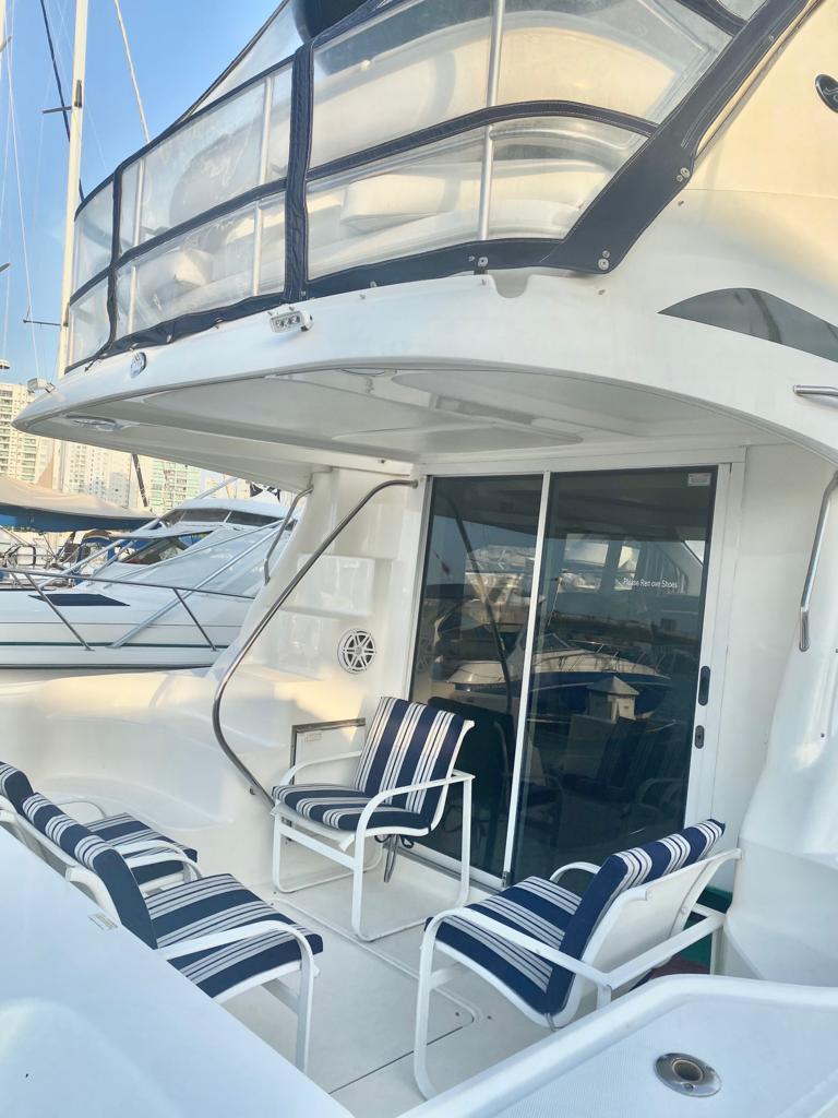 Yate Alquiler Cartagena 42FT | 14 Personas