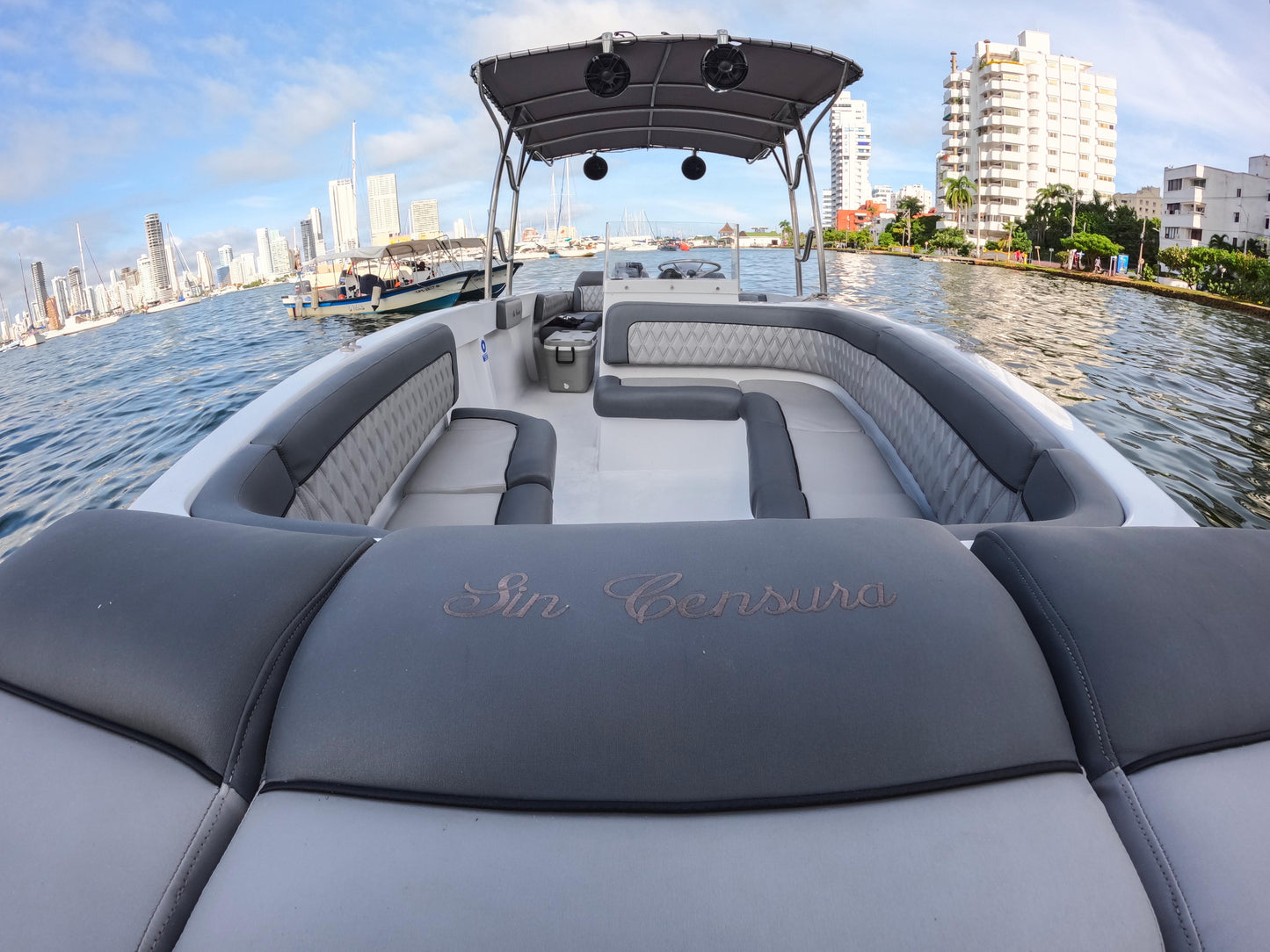 Lancha Alquiler Cartagena 29FT | 8 Personas